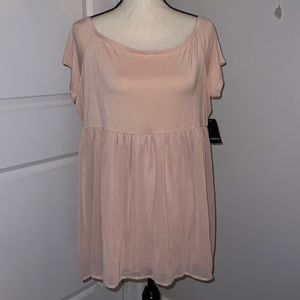 🌸Torrid Rose Dust Baby Doll Top🌸